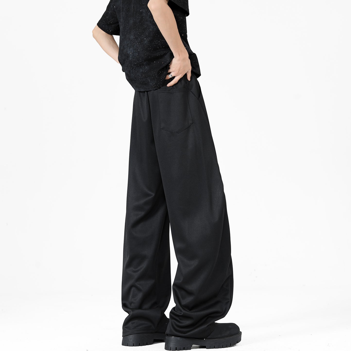 Paddy Julia sof rangdagi plili dekonstruksiyalangan birlashma keng oyoqli Amerika minimalist uslubidagi asosiy bo'lim bo'sh drape tasodifiy ko'p qirrali kundalik ishton erkaklar va ayollar bir xil uslubda