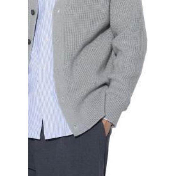 Свитер Uniqlo - Boxette Shop