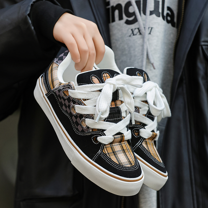 Vanssi krossovkalari