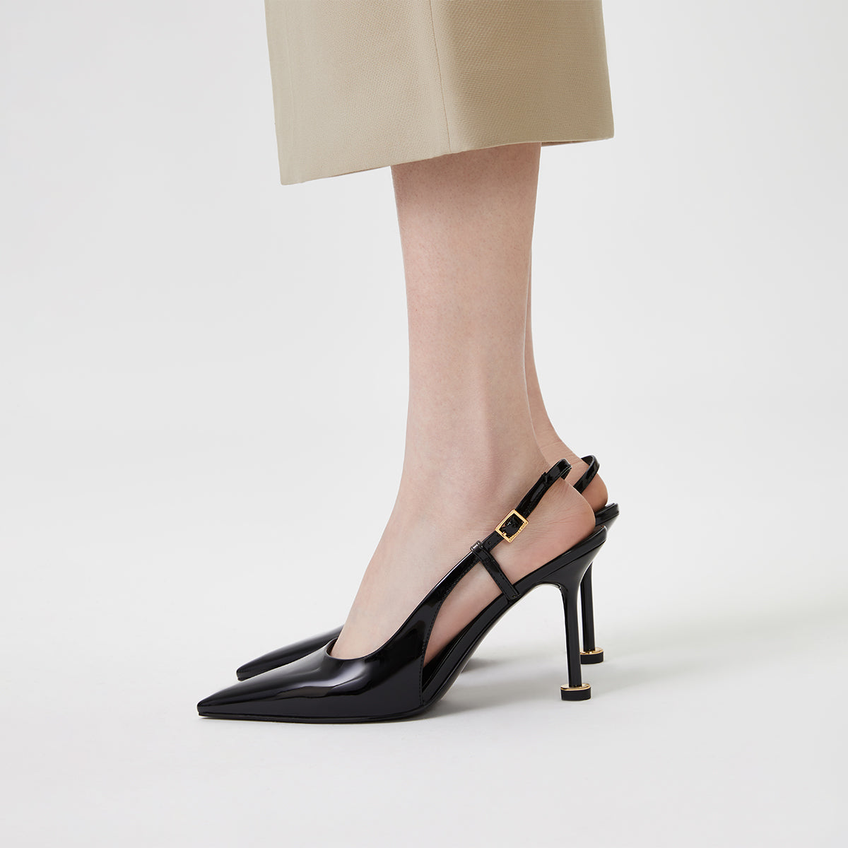 Charlz va Keyt ayollar poyabzali