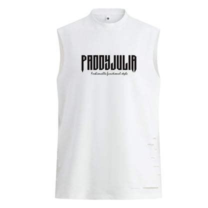 Paddy Julia harfli bosma naqshli yengsiz yelek orqali tartibsiz teshiklarni yuvib, modellari bilan erkaklar va ayollar