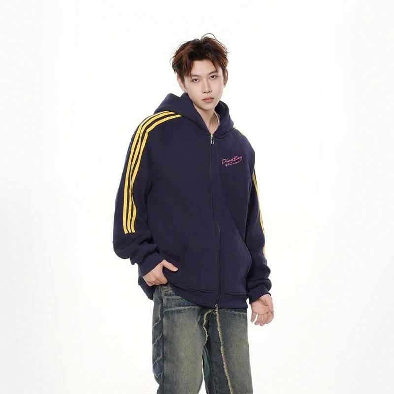 Erkaklar uchun Playboy kapshonli ko'ylagi