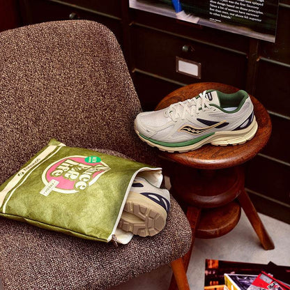 Кроссовки Saucony Kinvara 4 RE Retro - Boxette Shop