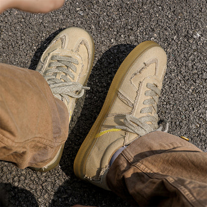 Kaiser krossovkalari