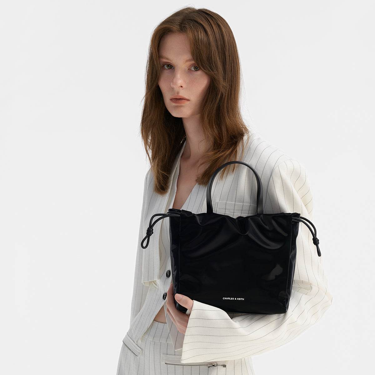 Сумка женская Charles&Keith Soft Drawstring S Jet - Boxette Shop