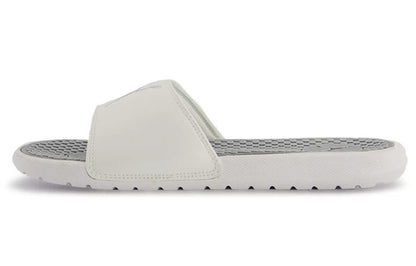 Puma ayollar flip-floplari