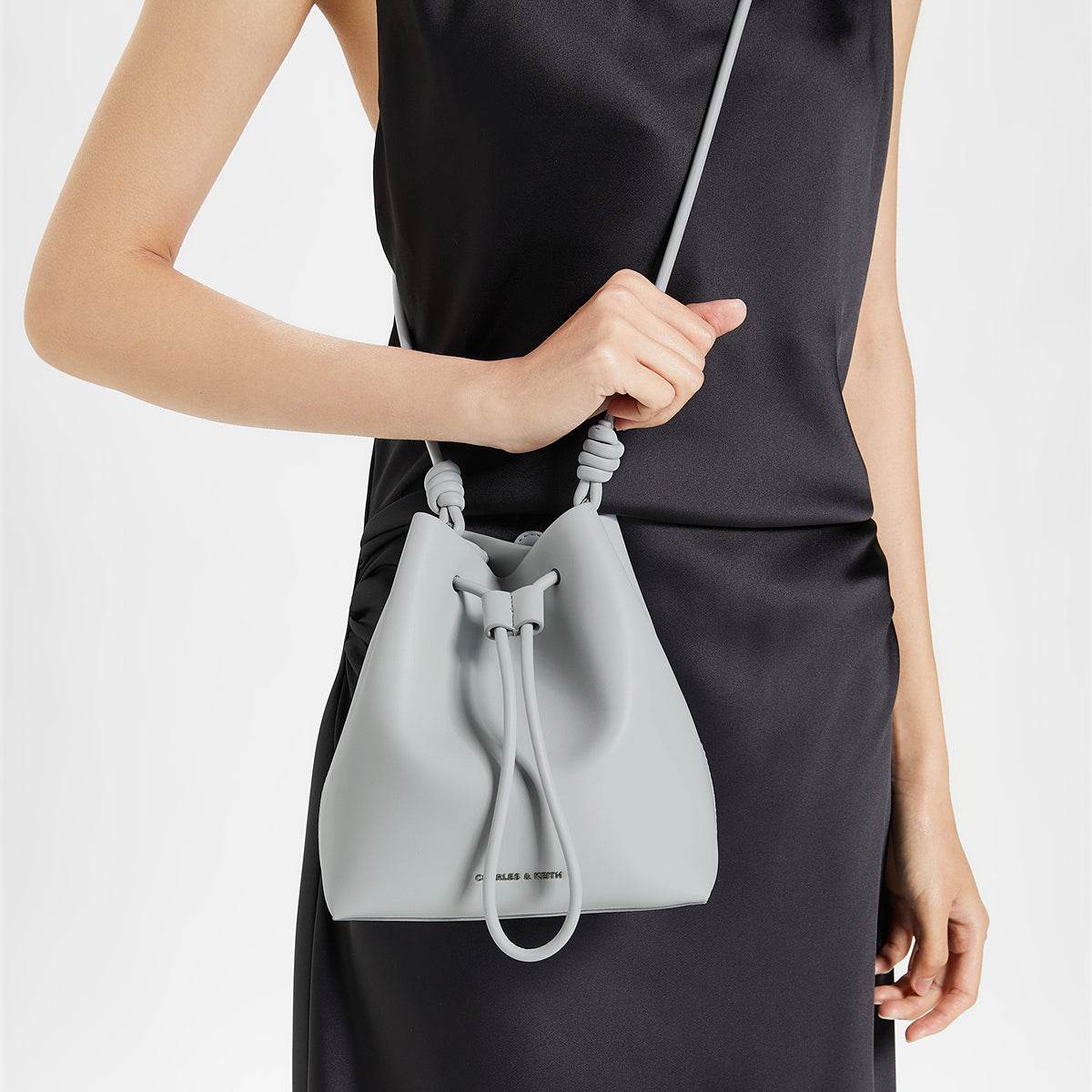 Сумка женская Charles&Keith Simple Drawstring Soft Bucket - Boxette Shop