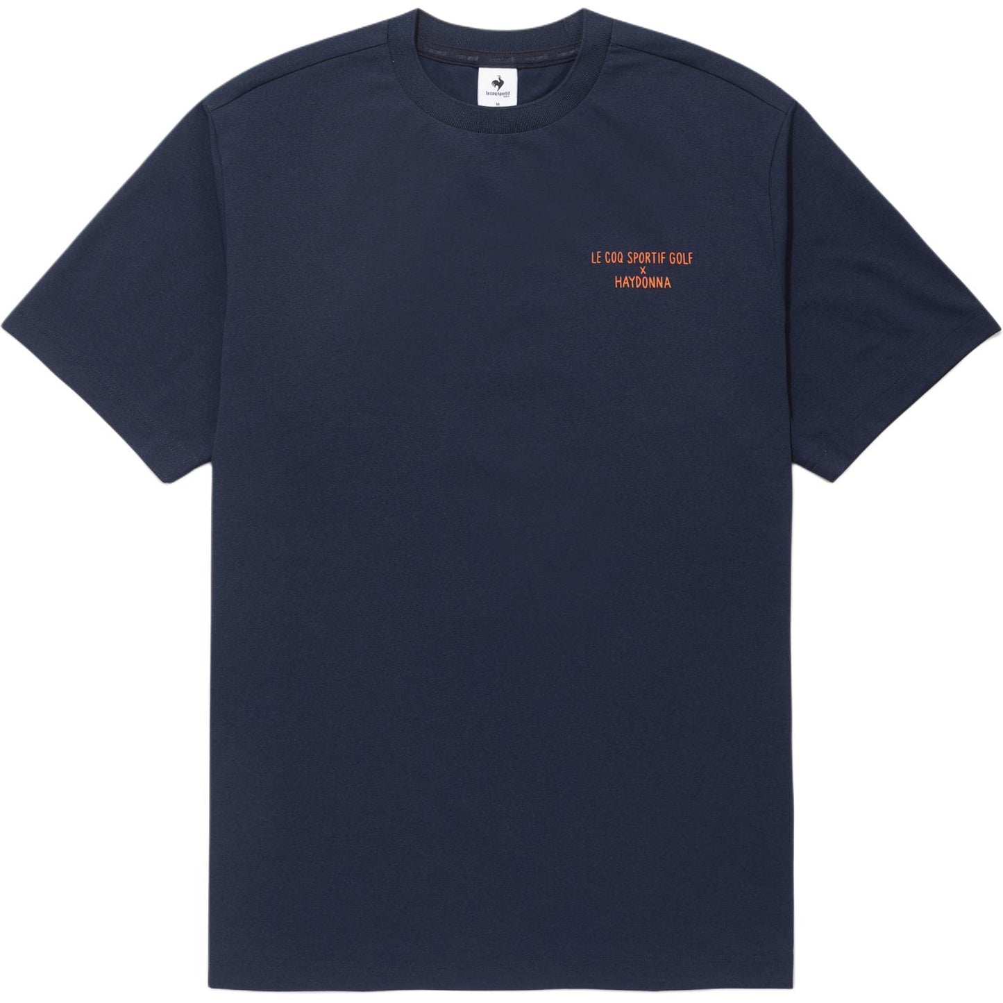 Le Coq Sportif logotipi bosilgan qisqa yengli, bo'yinbog'li futbolka