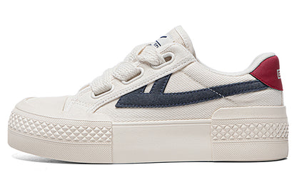 Кроссовки женские Warrior