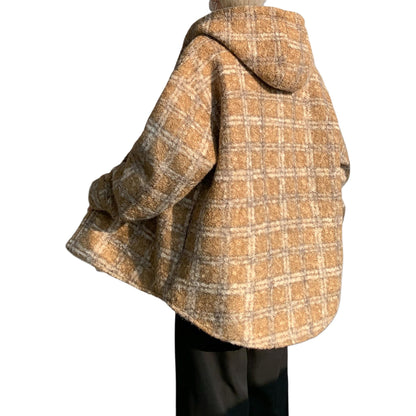 Hvga ochilgan yelka Amerika retro yostiqli qalinlashgan shilimshiq flanel chiziqli kurtka kardigan kundalik qulay koreys kiyimi kaputli kichik shannon palto kuz va qish trendi bo'sh premium tuyg'u qalin tozalik shamol baxmal hislar