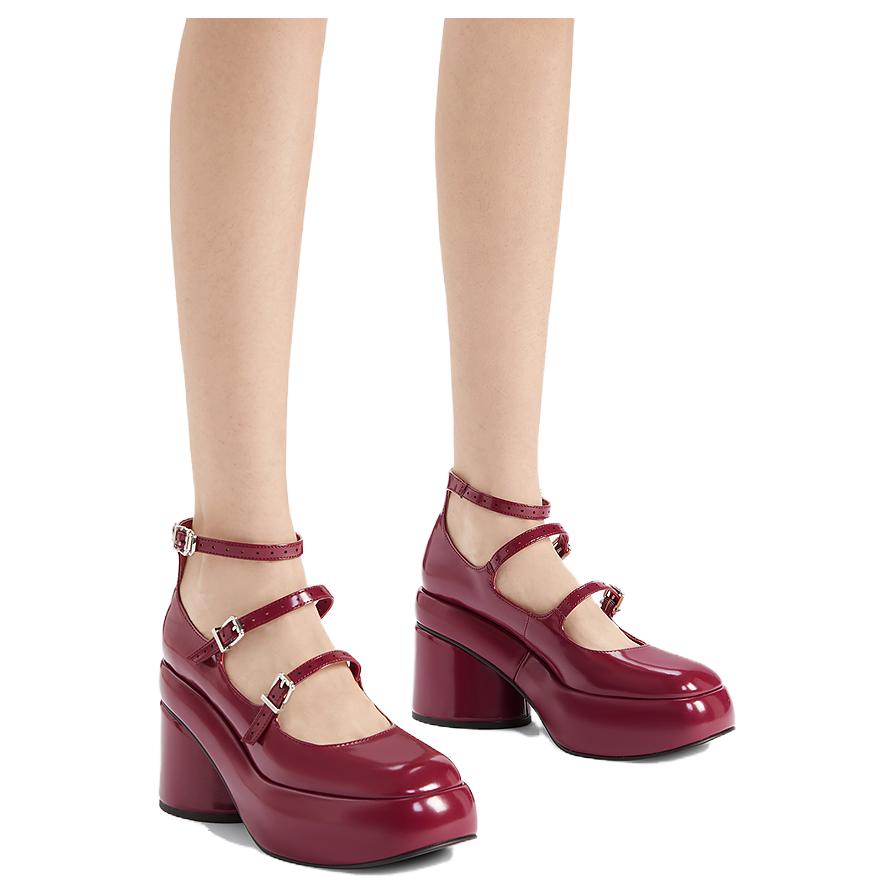 Charlz va Keyt ayollar poyabzali