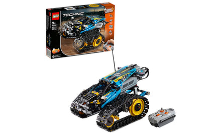 LEGO Technic masofadan boshqariladigan kaskadyor poygachi