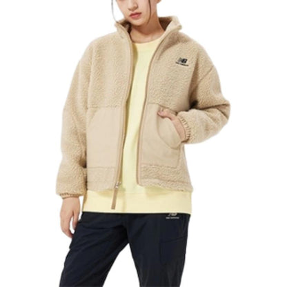 Куртка New Balance