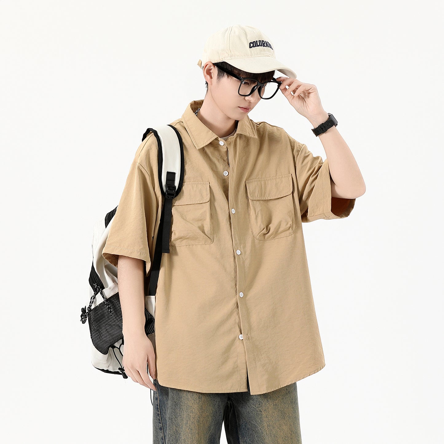 Igoi Amerika yuqori ko'chada qulay moda ish kiyimi nozik kesilgan tasodifiy ko'p qirrali tekis rangli oddiy bo'sh lapel qisqa yengli ko'ylaklar erkaklar va ayollar bir xil