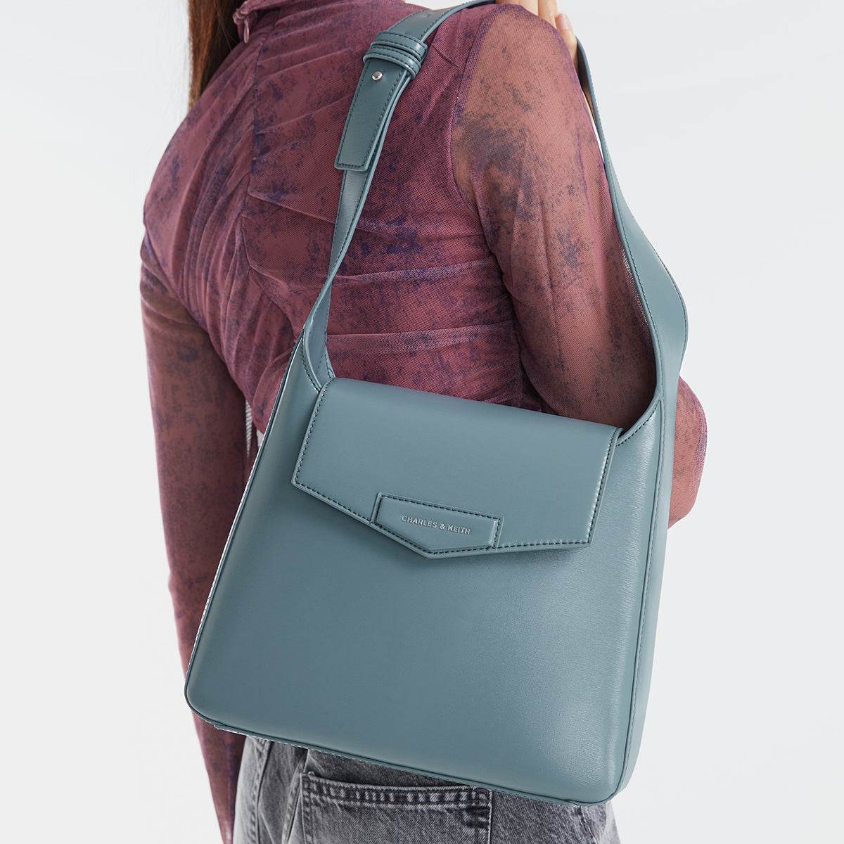 Сумка женская Charles&Keith Solid Color Hand Carry Commuter - Boxette Shop