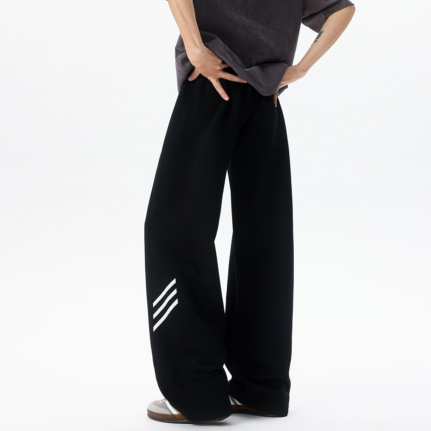 Спортивные брюки H.V.G.A