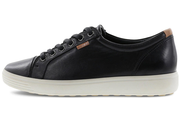 Кроссовки женские ECCO