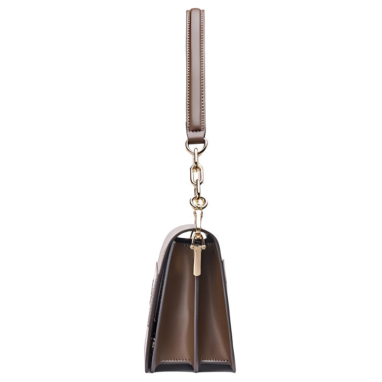 Navigare ayollar sumkasi