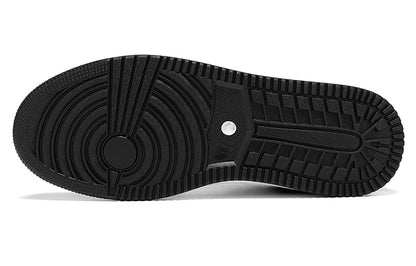 Кроссовки Warrior