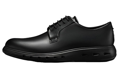 Erkaklar uchun ECCO Hybrid Hydromax poyabzallari