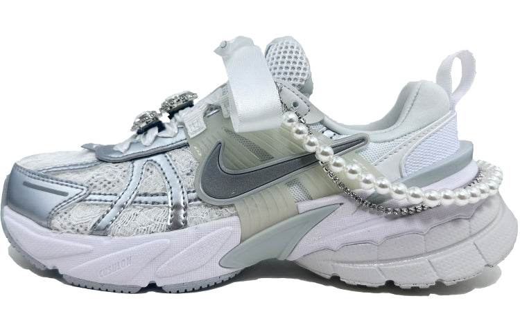 Кроссовки Nike V2K Run - Boxette Shop
