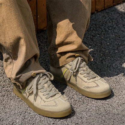 Kaiser krossovkalari