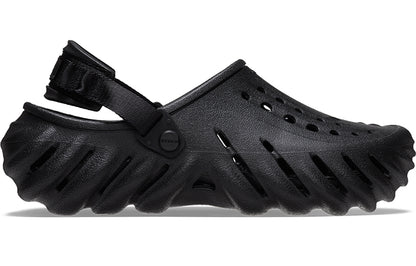 Crocs "Echo Clog" sandallari