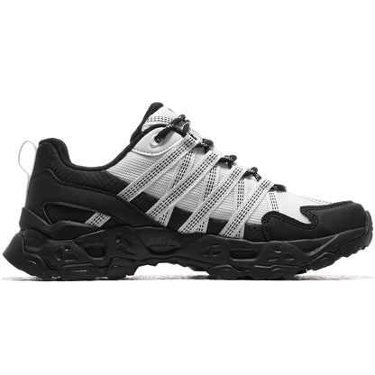 Ayollar uchun tuya krossovkalari