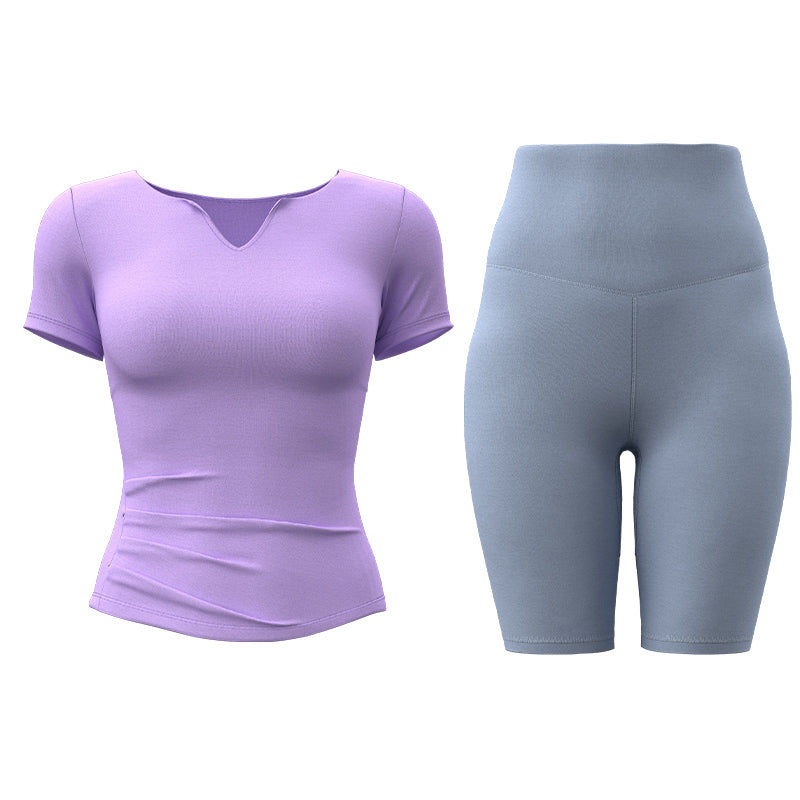 FARO ayollar sport kostyumi