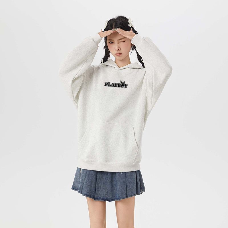 Playboy Amerika bo'shashmasdan yuzlab trend pullover kozok bir xil modellar bilan erkaklar va ayollar