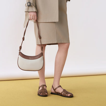 Charlz va Keyt ayollar sandallari