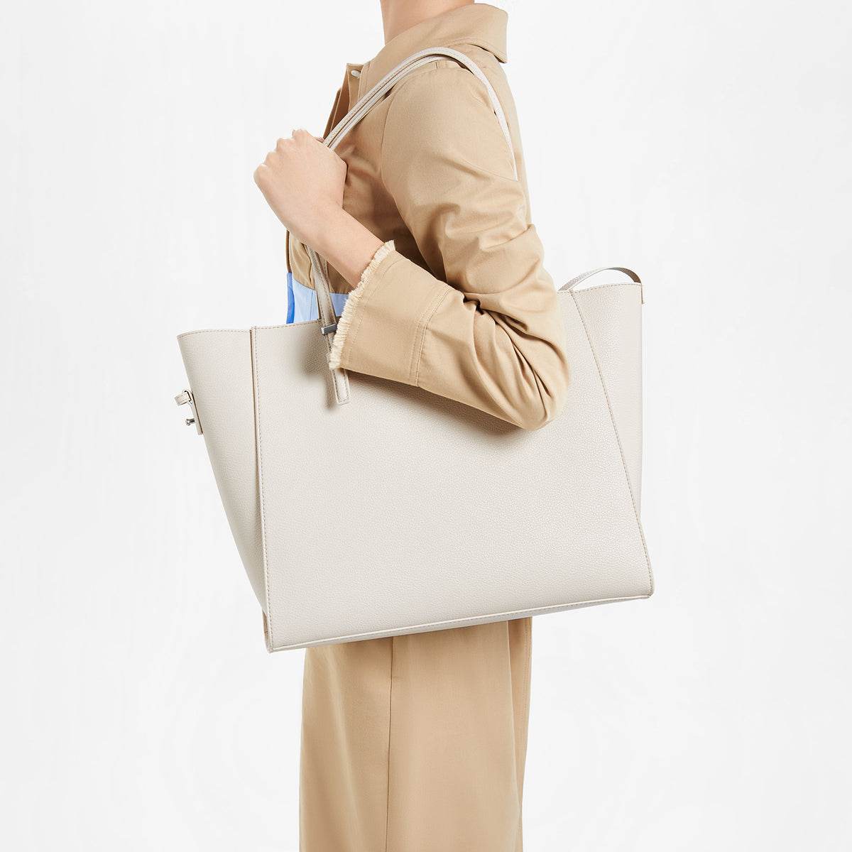 Сумка женская Charles&Keith Simple Commuting Capacity Polyurethane Regular - Boxette Shop
