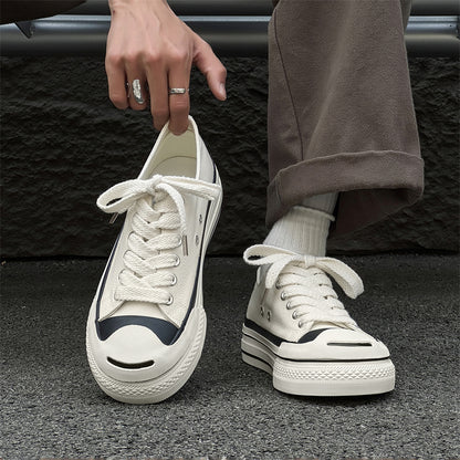 AAA 1955-yildan beri krossovkalar