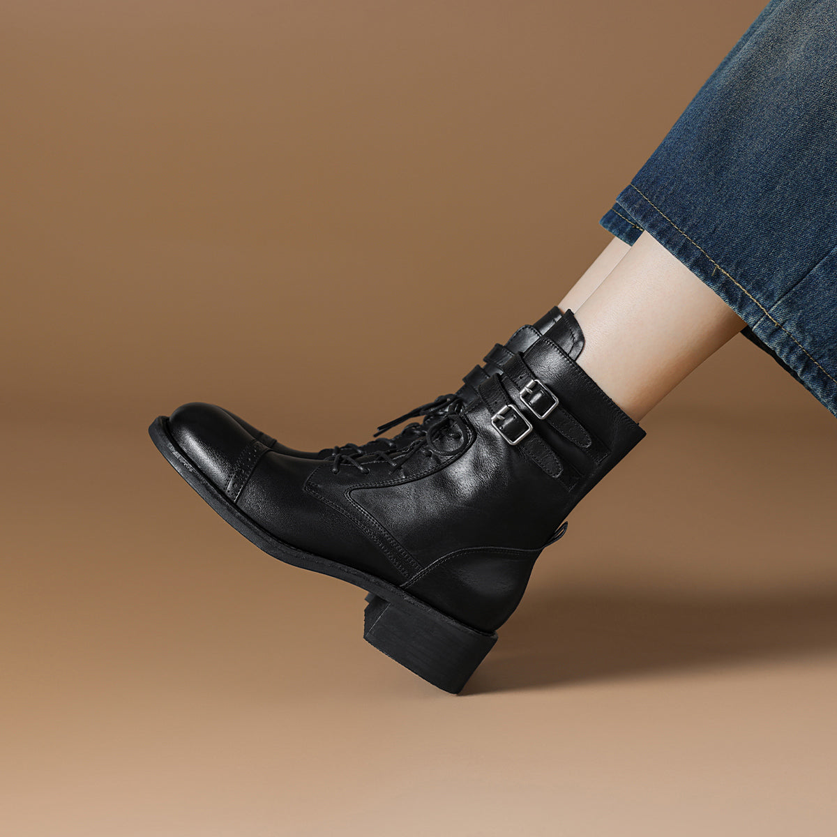 Rosa Bianca Biker Martin ayollar etiklari