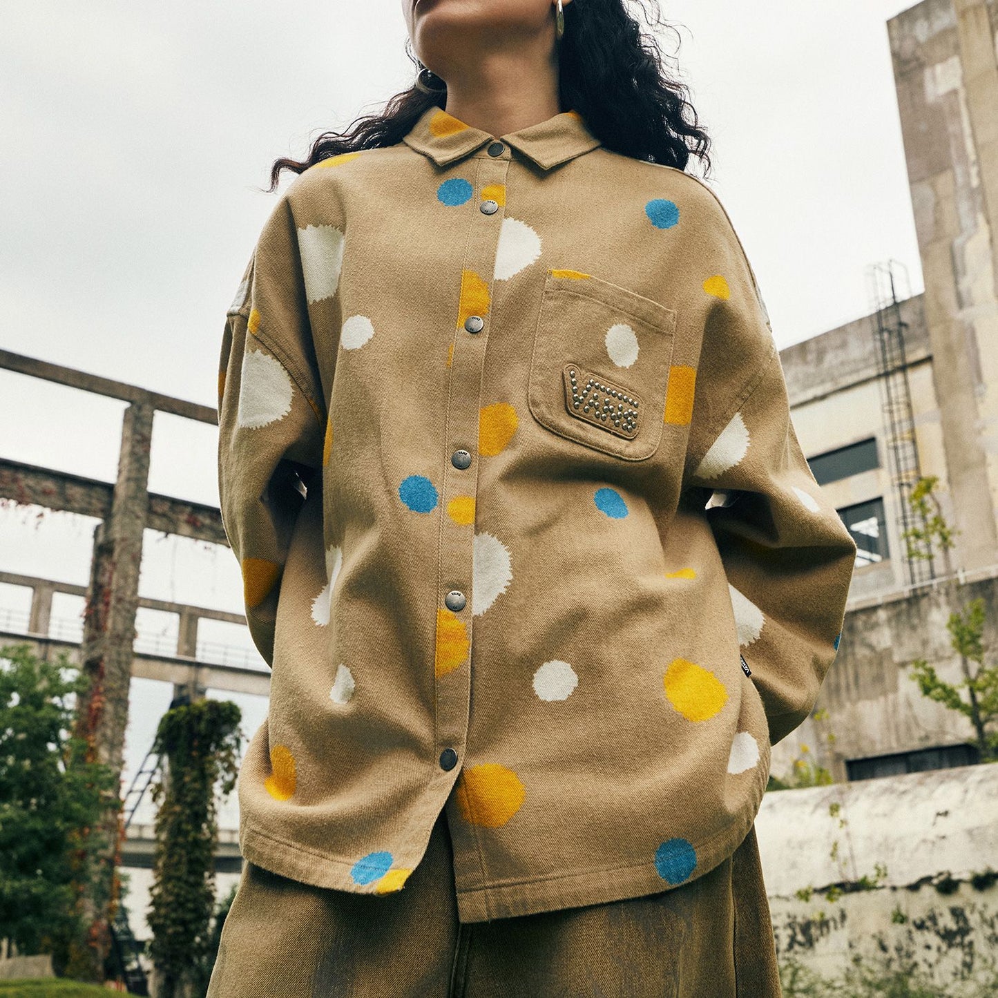 Vans Yagona ko'krakli yoqa ko'ylak Comfort moda kurtkasi Ayollar ochiq jigarrang palto