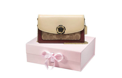 Сумка женская Coach Parker 18 Camellia Spin Buckle - Boxette Shop