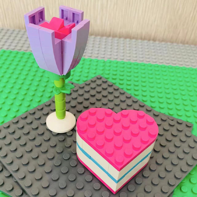 LEGO shokolad va gullar (30411)