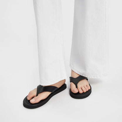 Charlz va Keyt flip-floplar