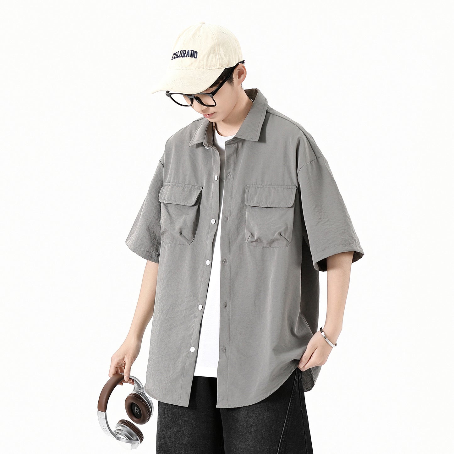 Igoi Amerika yuqori ko'chada qulay moda ish kiyimi nozik kesilgan tasodifiy ko'p qirrali tekis rangli oddiy bo'sh lapel qisqa yengli ko'ylaklar erkaklar va ayollar bir xil