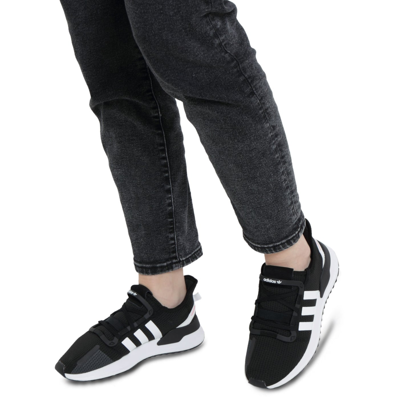 Adidas Originals U Path kiyiladigan krossovkalar