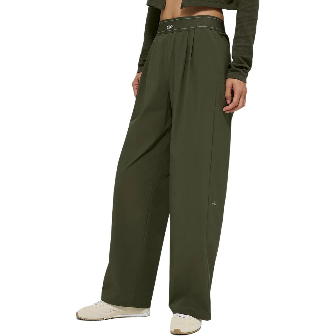 Спортивные брюки женские Alo Yoga Suit Up TROUSER