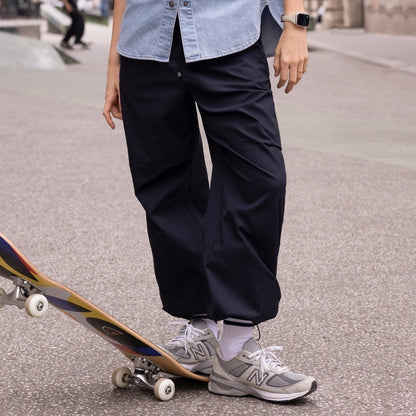 Teenie Weenie Bear, bir tekis rangli, to'g'ri oyoqli oddiy ayollar shimlari