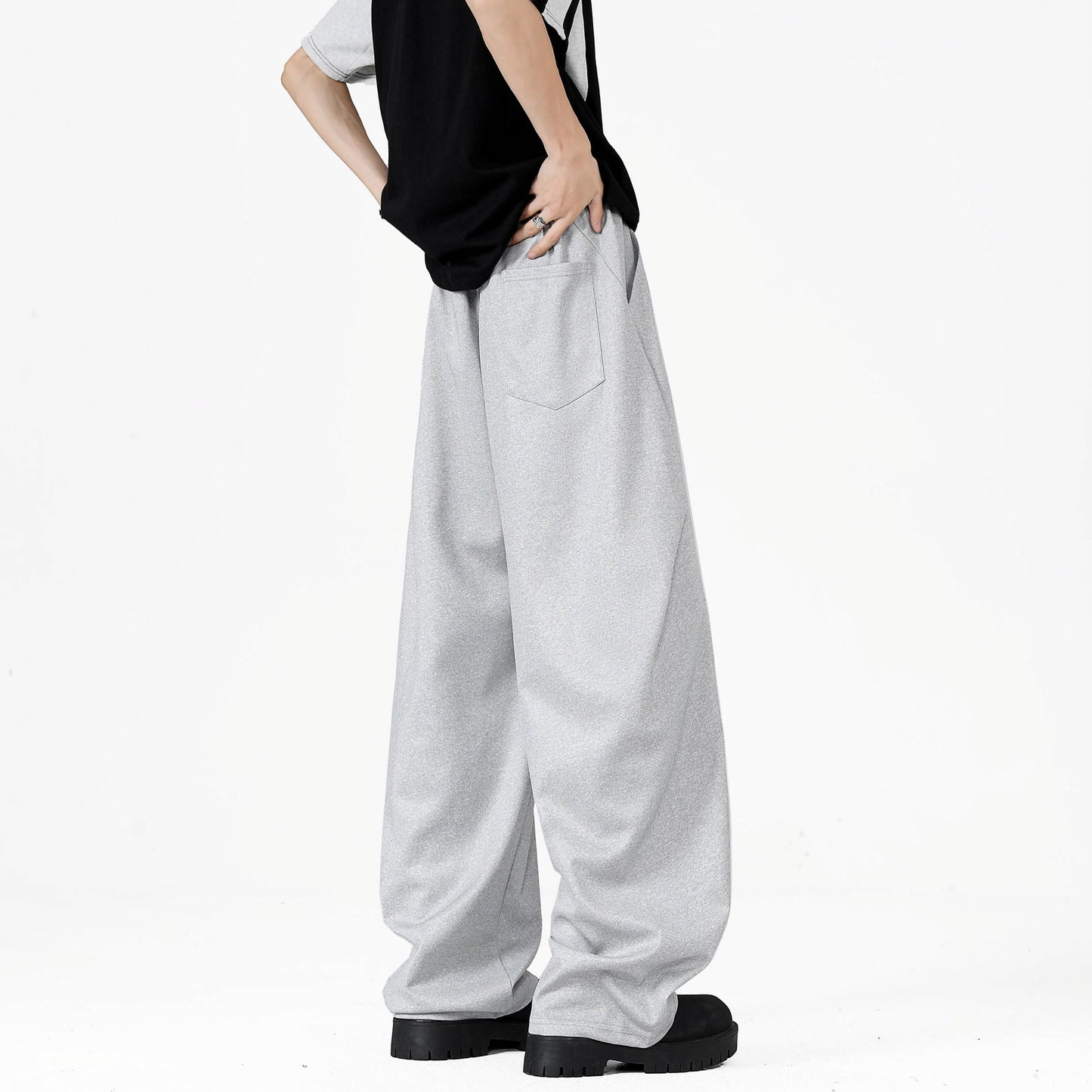 Paddy Julia sof rangdagi plili dekonstruksiyalangan birlashma keng oyoqli Amerika minimalist uslubidagi asosiy bo'lim bo'sh drape tasodifiy ko'p qirrali kundalik ishton erkaklar va ayollar bir xil uslubda