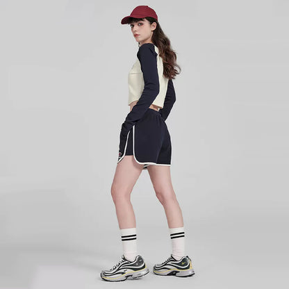 Спортивные шорты женские Reebok