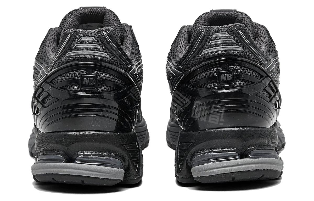 Кроссовки мужские New Balance 1906R