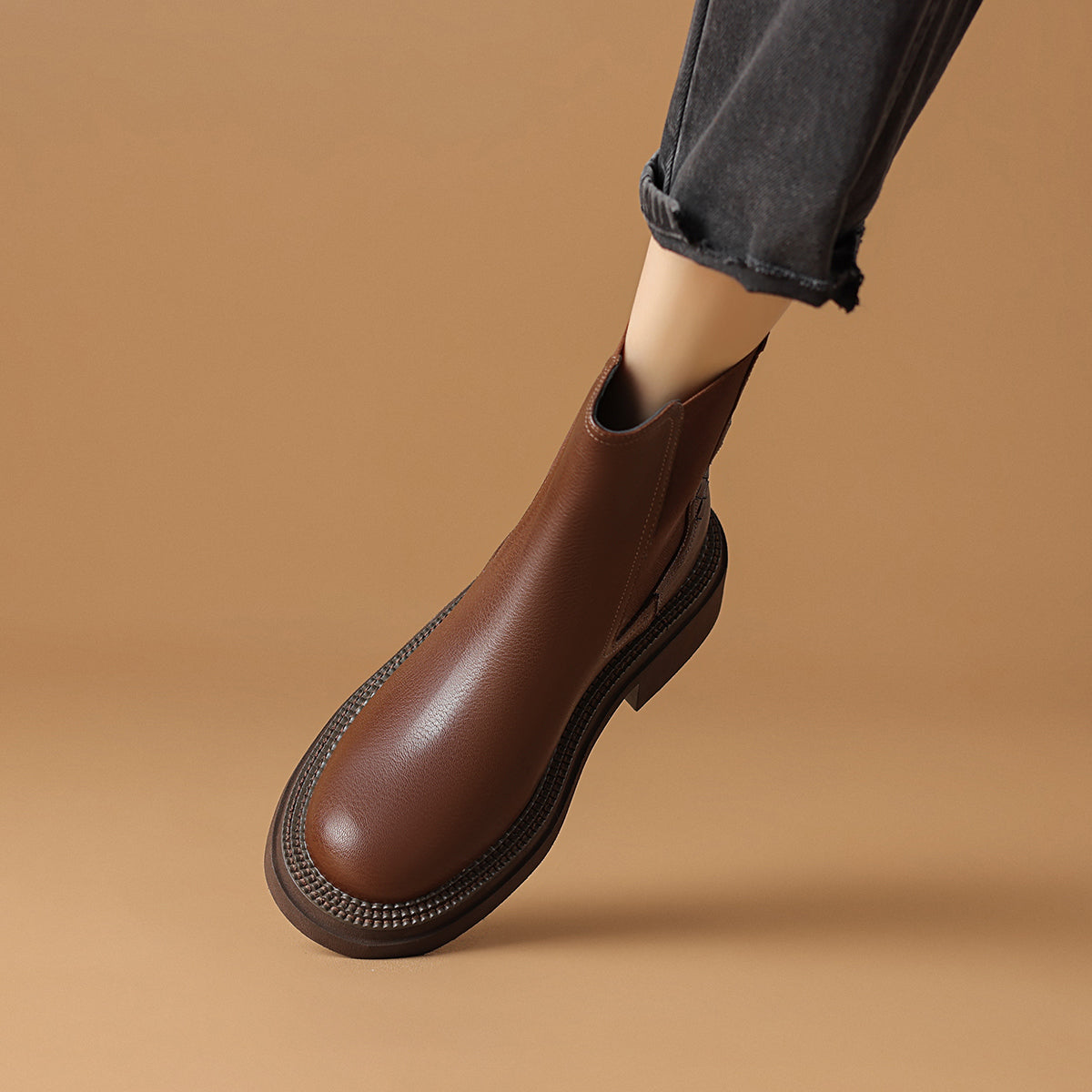 Ayollar uchun Rosa Bianca Chelsi botinkalari