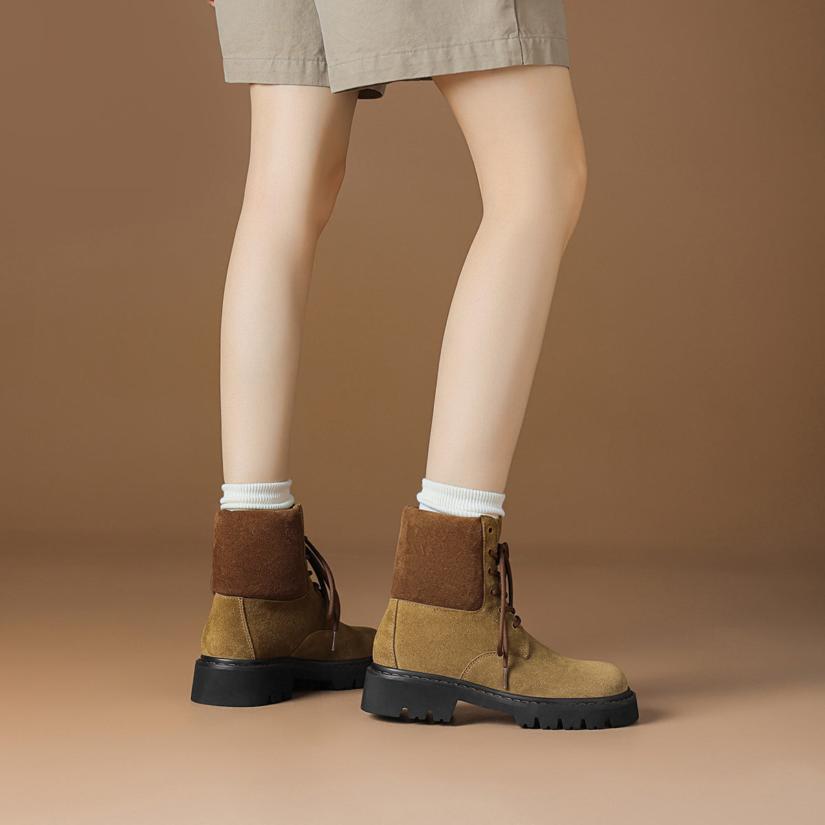 Rosa Bianca ish retro ayollar etiklari