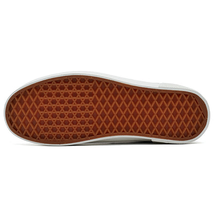 Erkaklar AAA 1955-yildan beri krossovkalar