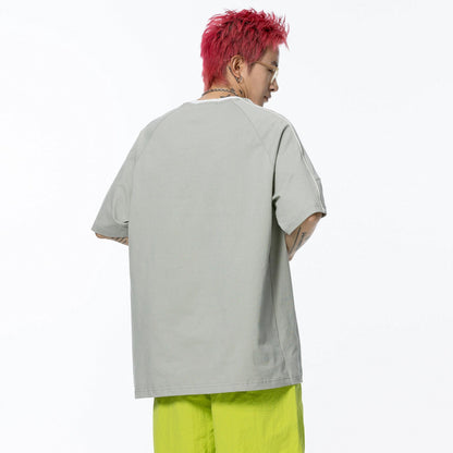 Kollej uslubidagi golfkross rangli to'qnashuv lentasi chiziqli yelkali yengli dumaloq bo'yinli qisqa yengli futbolka bir xil paragrafli erkaklar va ayollar