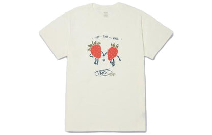 Vans ayollar futbolkasi